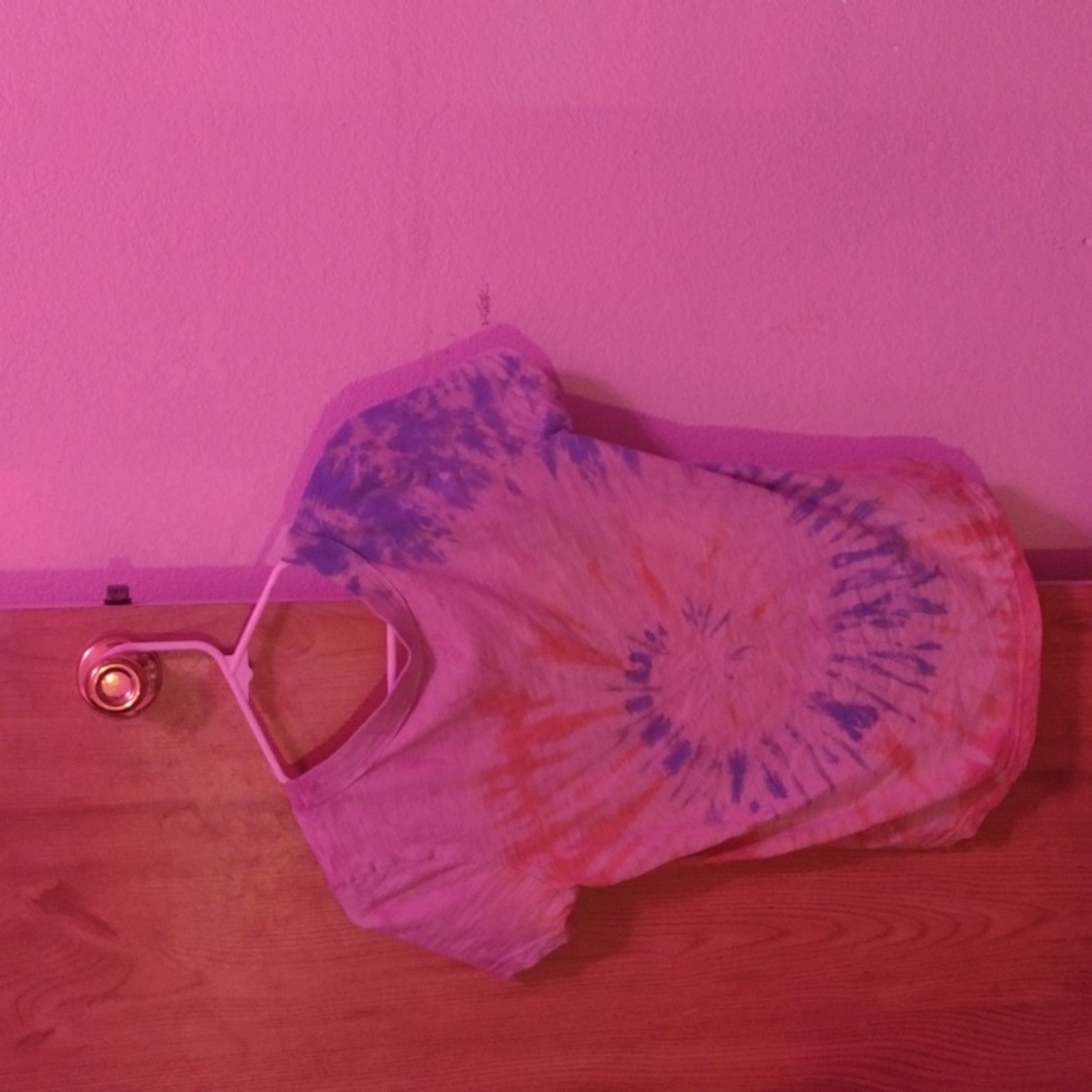 Shirt - Picture 2 of 2